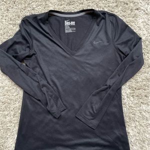 Women’s Nike dry fit top